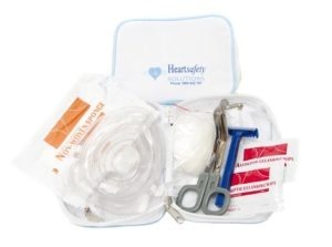 Defibrillator Response kit with razor and scissors